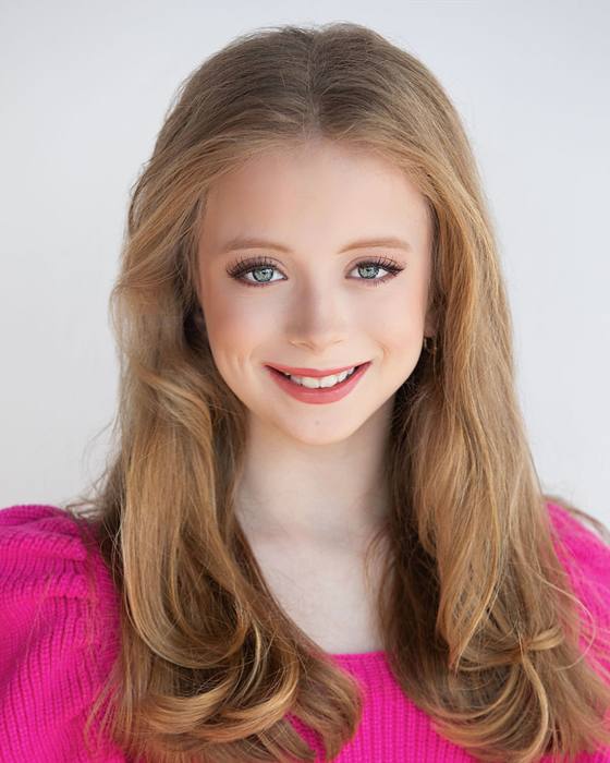 Elliett Knight
